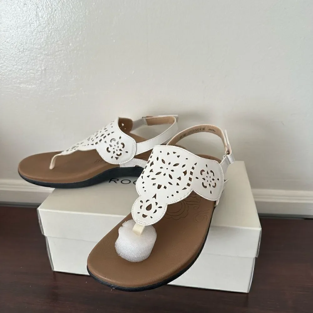 Rockport Women’s sling back leather flat white sandal Sz 11, NIB